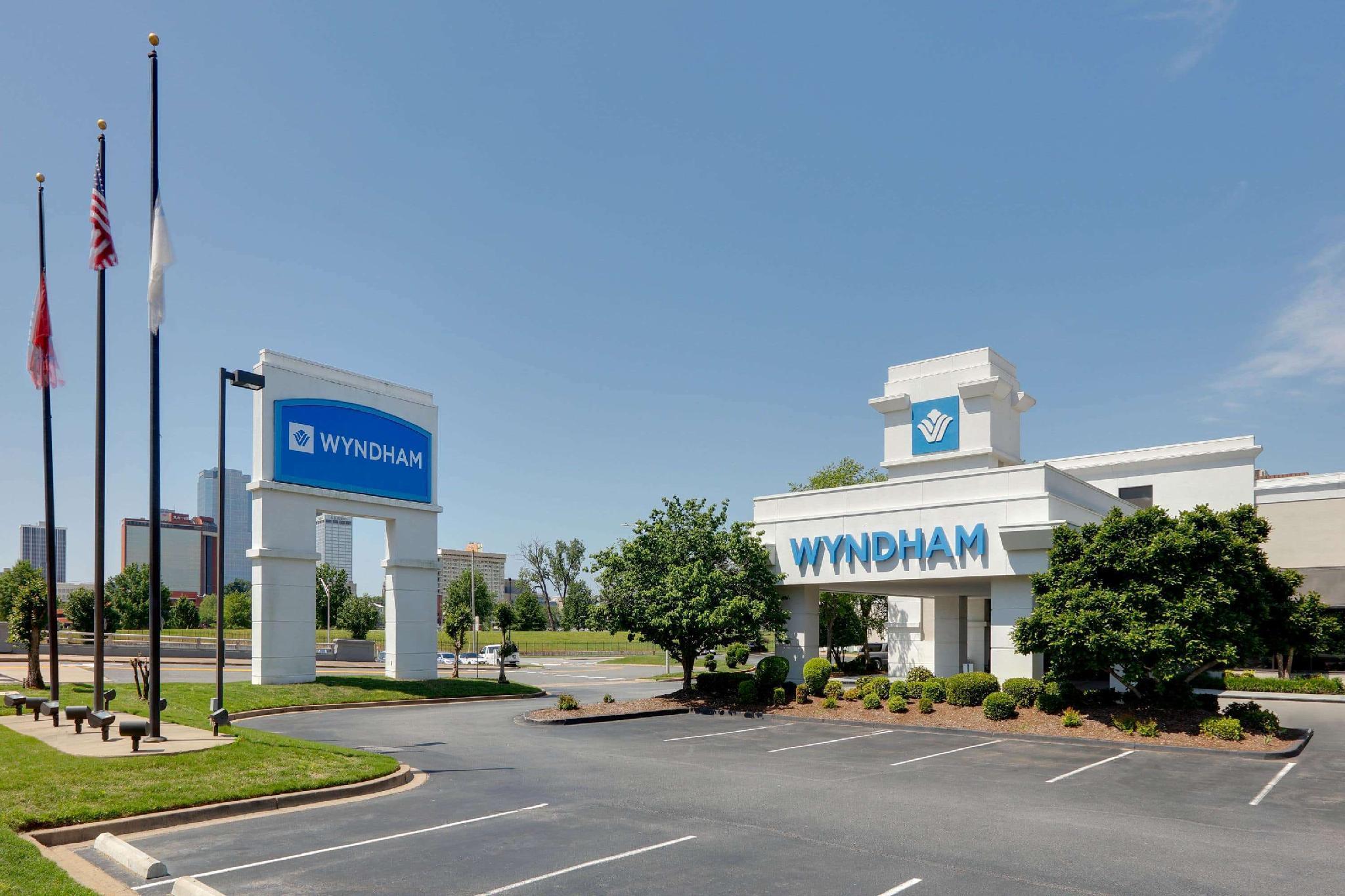 Wyndham Riverfront Hotel Little Rock Esterno foto