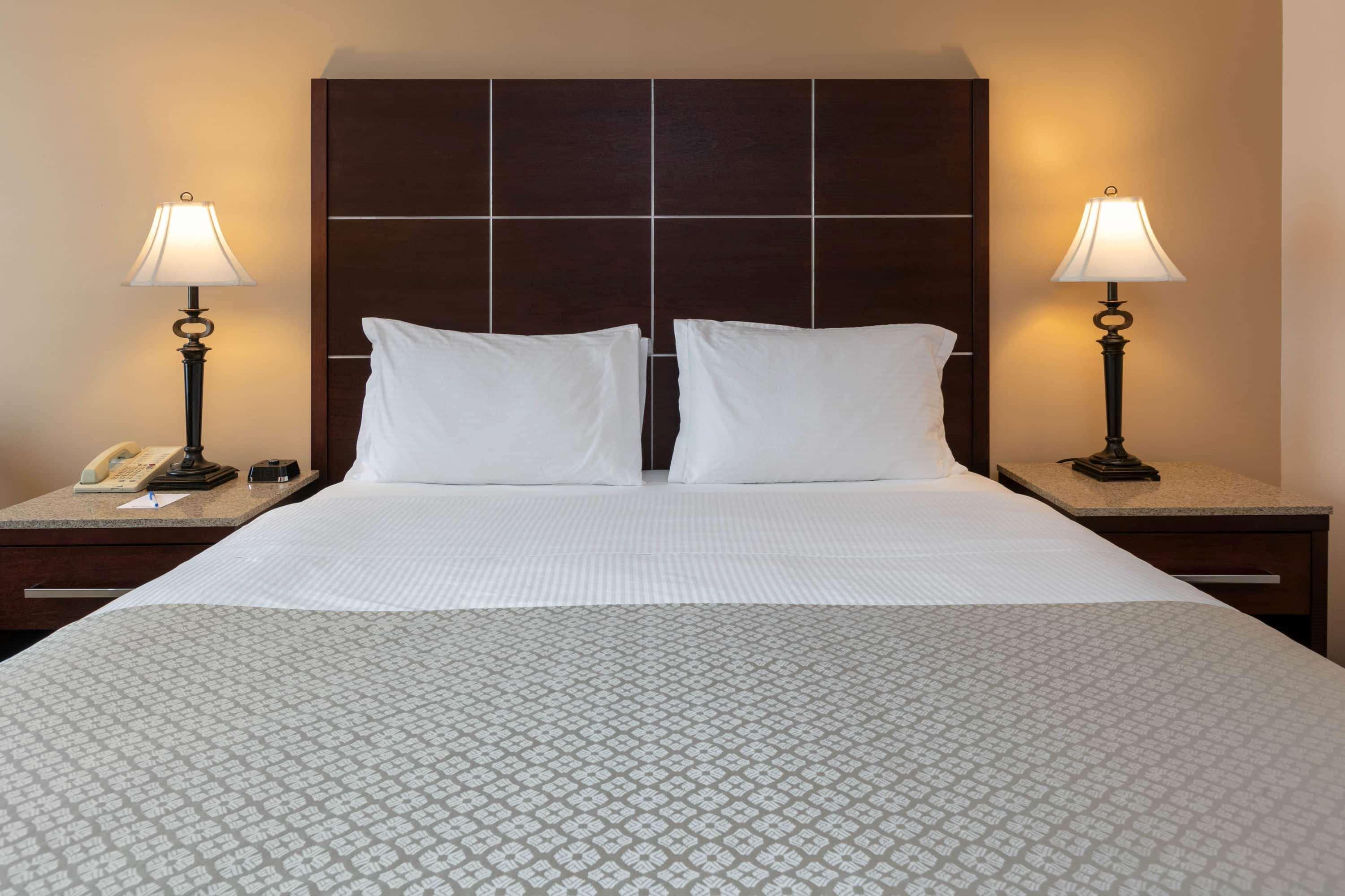Wyndham Riverfront Hotel Little Rock Esterno foto